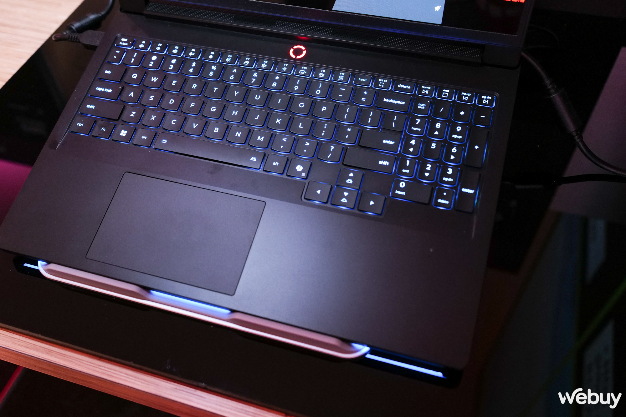 Lenovo thiết kế lại dòng laptop gaming Legion Pro 7i, giờ trông chẳng khác gì tàu vũ trụ- Ảnh 5. Lenovo thiết kế lại dòng laptop gaming Legion Pro 7i, giờ trông chẳng khác gì tàu vũ trụ- Ảnh 5.