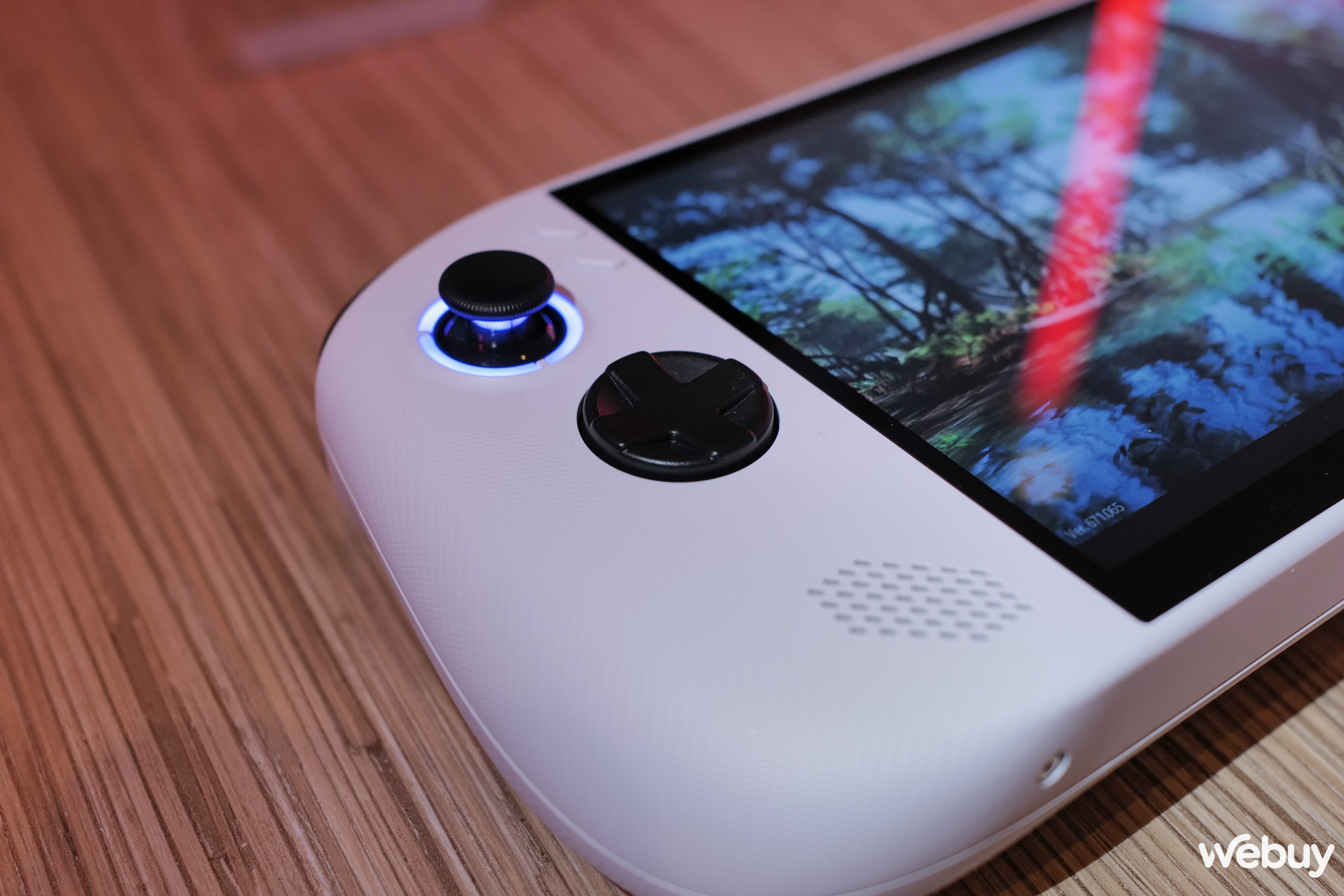 Lenovo hợp tác với Valve để phát triển đối thủ cho Steam Deck: máy chơi game Legion Go S mới sẽ chạy SteamOS, giá chỉ 499 USD- Ảnh 7. Lenovo hợp tác với Valve để phát triển đối thủ cho Steam Deck: máy chơi game Legion Go S mới sẽ chạy SteamOS, giá chỉ 499 USD- Ảnh 7.