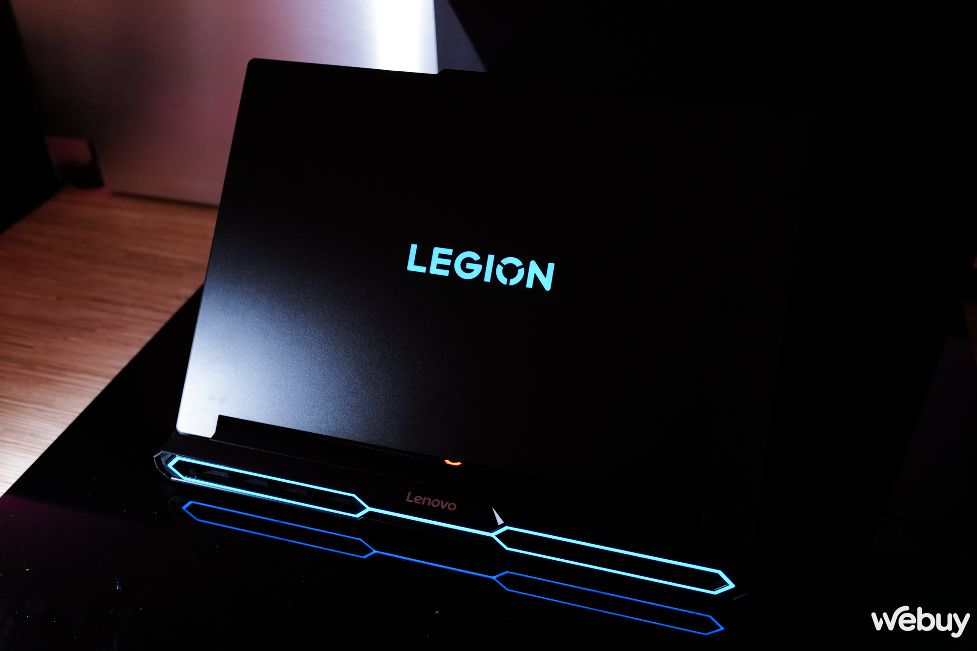 Lenovo thiết kế lại dòng laptop gaming Legion Pro 7i, giờ trông chẳng khác gì tàu vũ trụ- Ảnh 9. Lenovo thiết kế lại dòng laptop gaming Legion Pro 7i, giờ trông chẳng khác gì tàu vũ trụ- Ảnh 9.